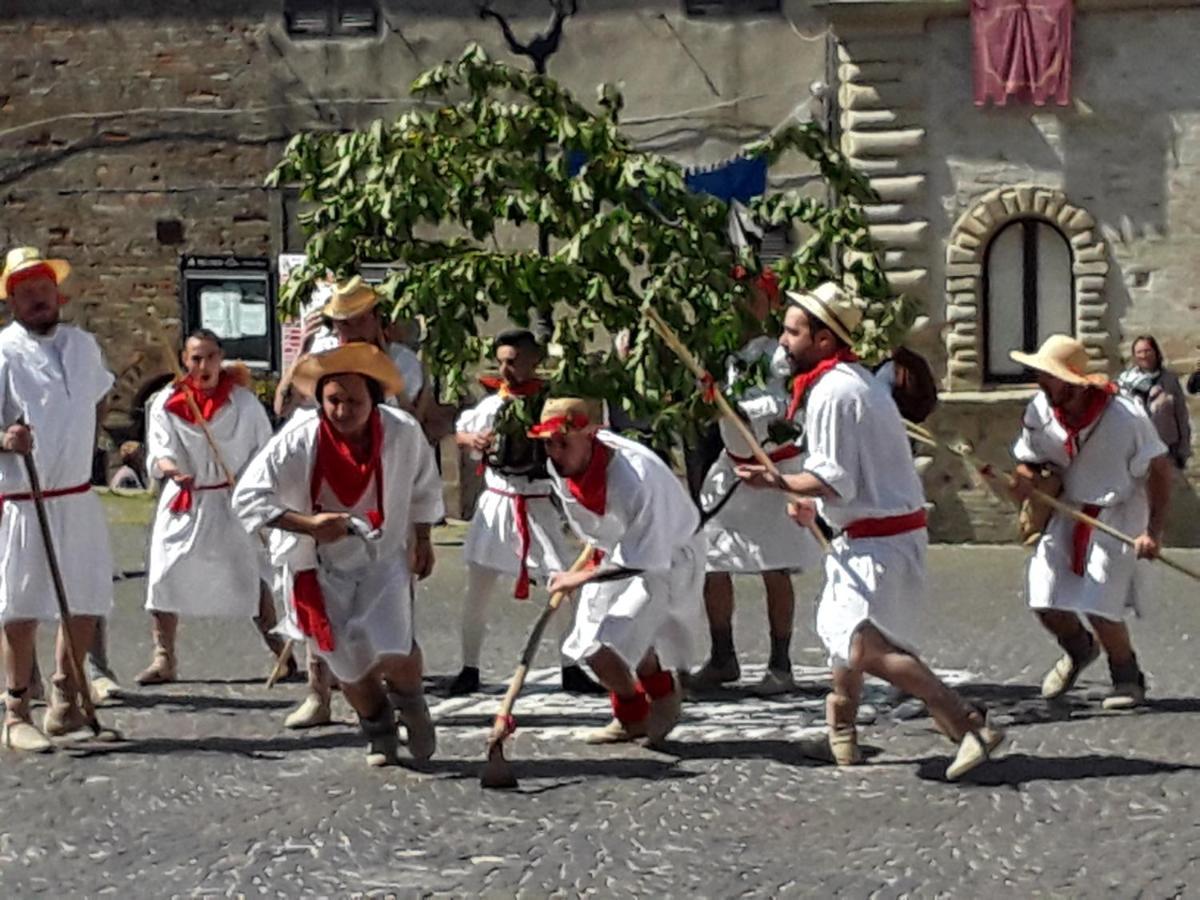La Rosa Scarlatta Monterubbiano Dış mekan fotoğraf